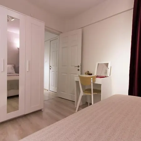Fully Renovated 2br Flat In Prime Location At Moda * Istanbul